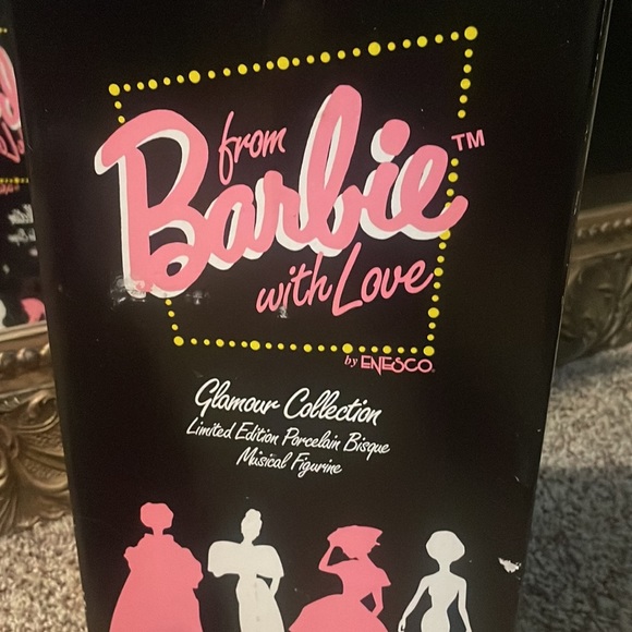 Barbie Porcelain musical figurine - Enchanted Evening 1960 Limited Edition  1993 - Picture 12 of 17